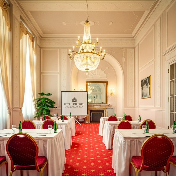 Hudební Salonek.jpg