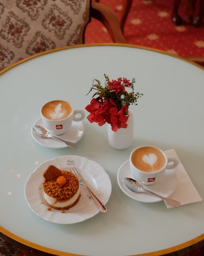 jana meerman hotel imperial karlovy vary czechia-41.jpg